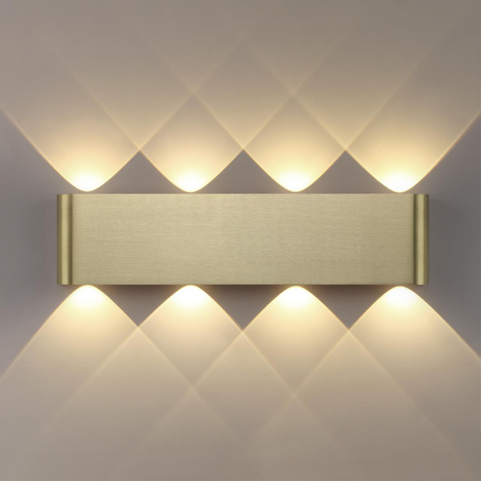 Светильник IP20 LED 8W 3000K 220V MAGNUM HIGHTECH ODL26 441 ODEON LIGHT 7107/8WL, изображение 1 Светильник IP20 LED 8W 3000K 220V MAGNUM HIGHTECH ODL26 441 ODEON LIGHT 7107/8WL, изображение 1