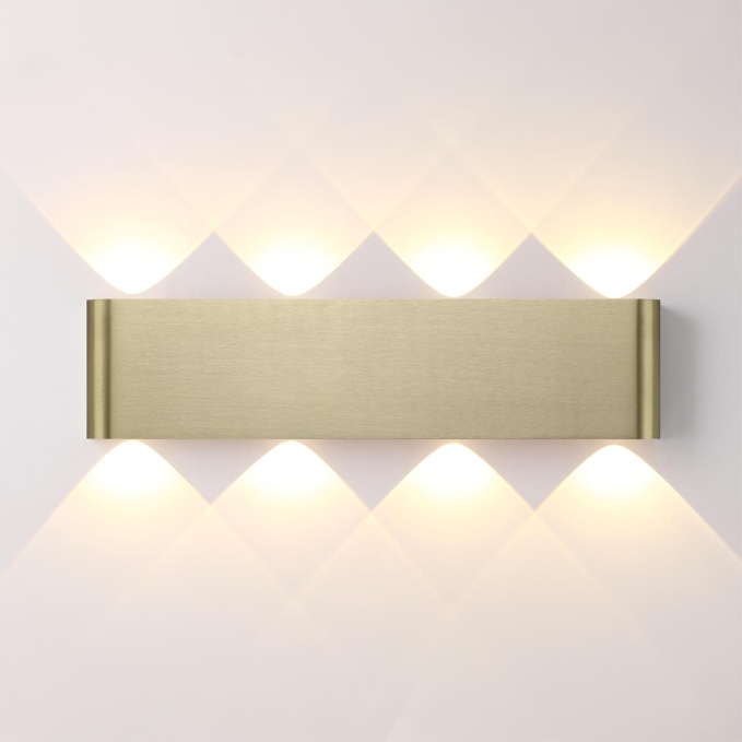 Светильник IP20 LED 8W 3000K 220V MAGNUM HIGHTECH ODL26 441 ODEON LIGHT 7107/8WL, фото на белом фоне Светильник IP20 LED 8W 3000K 220V MAGNUM HIGHTECH ODL26 441 ODEON LIGHT 7107/8WL, фото на белом фоне