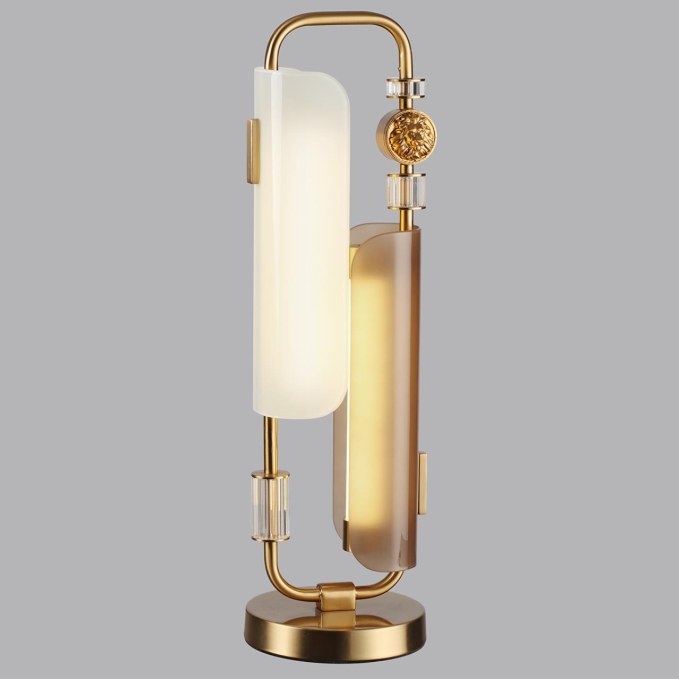 Настольная лампа LED 10W (5W*2) 2700K LION MODERN Настольная 049 ODEON LIGHT 5467/10TL, фото на цветном фоне 1 Настольная лампа LED 10W (5W*2) 2700K LION MODERN Настольная 049 ODEON LIGHT 5467/10TL, фото на цветном фоне 1