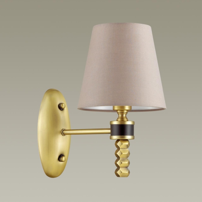 Бра E14 1*40W 220V MONTANA NEOCLASSI LN26 071 LUMION 4429/1W, фото на цветном фоне 1