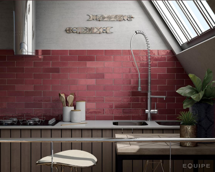 Настенная плитка Equipe Artisan Burgundy 6.5x20, 24467 Настенная плитка Equipe Artisan Burgundy 6.5x20, 24467