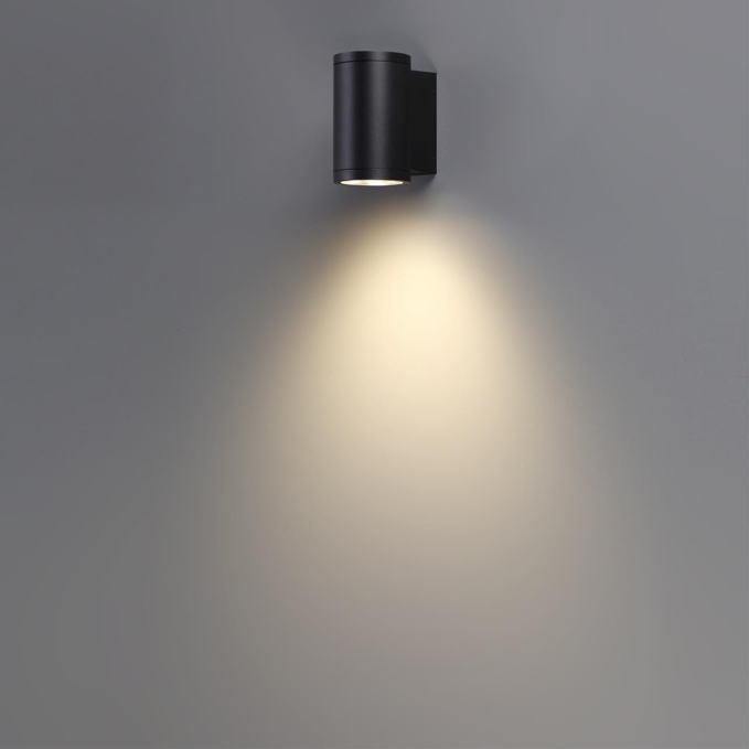Светильник IP65 LED 12W 696Лм 60° 3000K 85-265V LONG NATURE ODL25 683 ODEON LIGHT 7142/12WL, фото на цветном фоне 1 Светильник IP65 LED 12W 696Лм 60° 3000K 85-265V LONG NATURE ODL25 683 ODEON LIGHT 7142/12WL, фото на цветном фоне 1