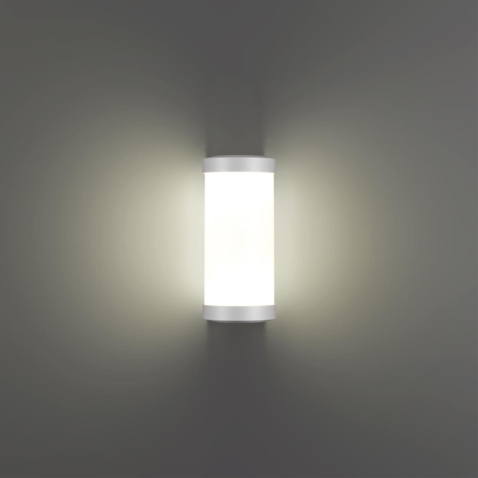 Светильник ландшафтный настенный IP65 LED 6W 4000K 180-265V OPAL STREET NT24 776 NOVOTECH 359299, фото на белом фоне Светильник ландшафтный настенный IP65 LED 6W 4000K 180-265V OPAL STREET NT24 776 NOVOTECH 359299, фото на белом фоне