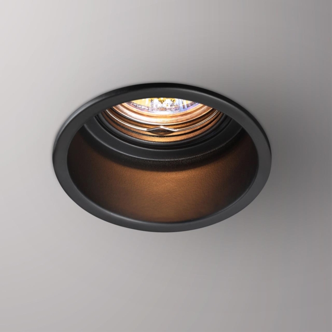 Светильник встраиваемый IP20 GU10 50W 220V CLOUD SPOT NT22 578 NOVOTECH 370840, фото на цветном фоне 2 Светильник встраиваемый IP20 GU10 50W 220V CLOUD SPOT NT22 578 NOVOTECH 370840, фото на цветном фоне 2