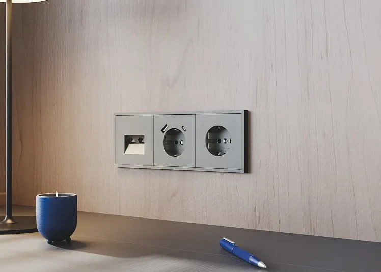 Розетка встраиваемая VOLTUM S70 с заземлением и защитными шторками, 16А, с USB, A+С, (титан), Voltum, VLS040506 Розетка встраиваемая VOLTUM S70 с заземлением и защитными шторками, 16А, с USB, A+С, (титан), Voltum, VLS040506