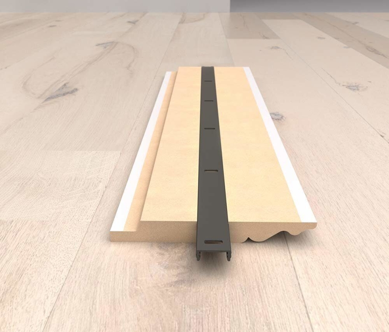 Монтажная планка ПВХ Cosca Decor для плинтуса МДФ Монтажная планка ПВХ Cosca Decor для плинтуса МДФ