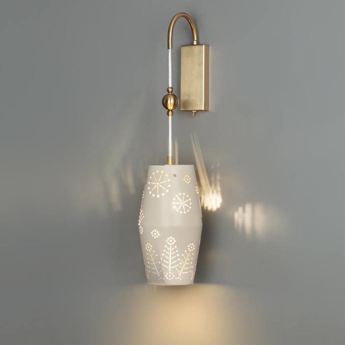 Бра с выкл. E27 1*40W KARELIA PENDANT ODL_EX26 031 ODEON LIGHT 5444/1W, фото на цветном фоне 1 Бра с выкл. E27 1*40W KARELIA PENDANT ODL_EX26 031 ODEON LIGHT 5444/1W, фото на цветном фоне 1