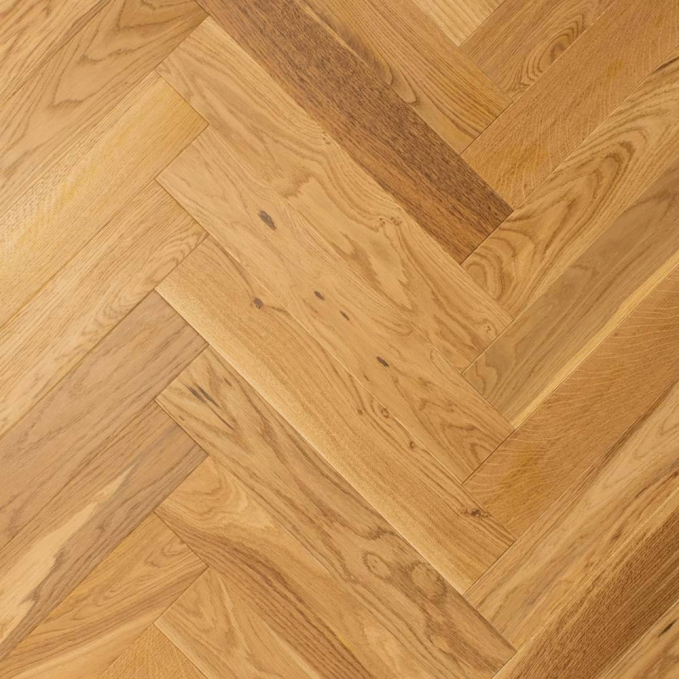 Паркет Елка Английская Lab Arte Angle Дуб Рустик 1015 лак 500х125х14/3 Паркет Елка Английская Lab Arte Angle Дуб Рустик 1015 лак 500х125х14/3