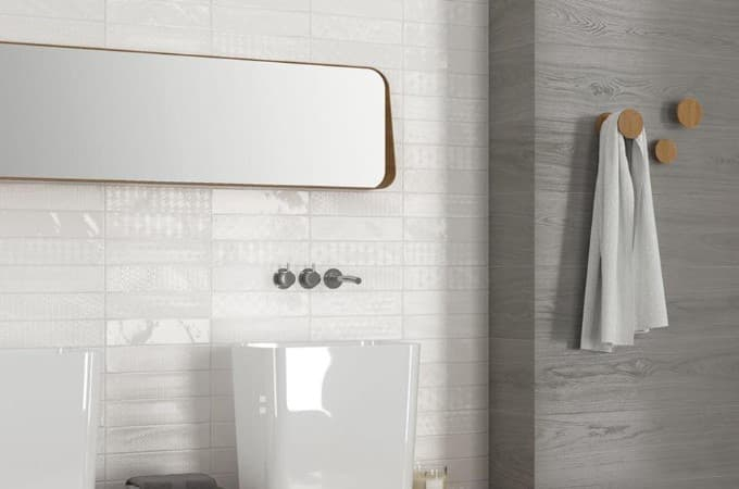 Настенная плитка Cifre Opal Decor White 7.5x30 (кабанчик) Настенная плитка Cifre Opal Decor White 7.5x30 (кабанчик)