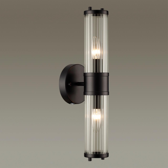 Настенный светильник с выкл. E14 1*40W IP44 KEPA DROPS ODL22 507 ODEON LIGHT 4944/2W, фото на цветном фоне 1 Настенный светильник с выкл. E14 1*40W IP44 KEPA DROPS ODL22 507 ODEON LIGHT 4944/2W, фото на цветном фоне 1