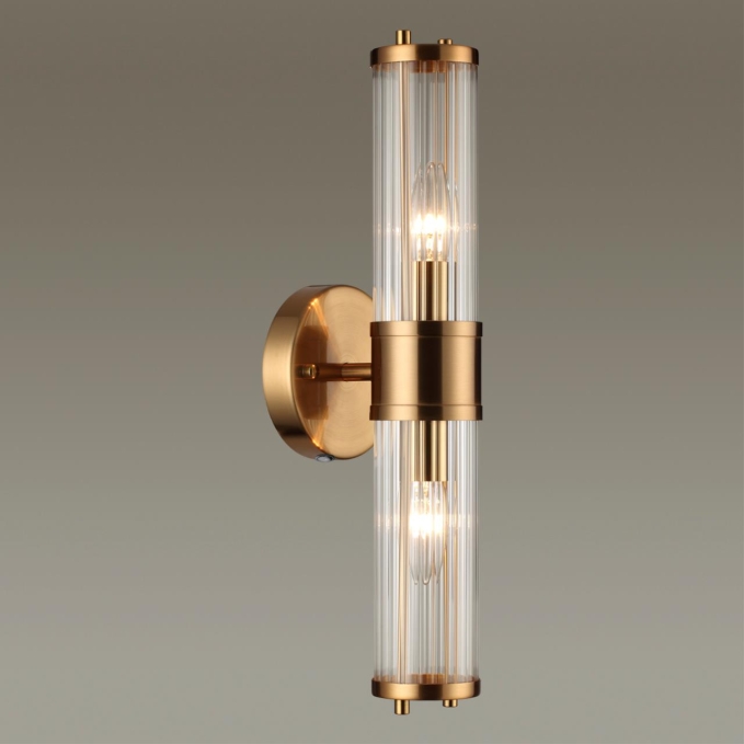Настенный светильник с выкл. E14 1*40W IP44 KEPA DROPS ODL22 507 ODEON LIGHT 4946/2W, фото на цветном фоне 1 Настенный светильник с выкл. E14 1*40W IP44 KEPA DROPS ODL22 507 ODEON LIGHT 4946/2W, фото на цветном фоне 1