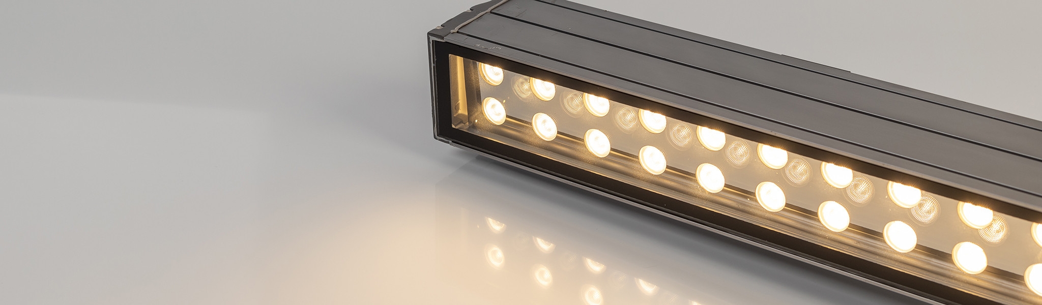 Линейный прожектор AR-LINE-760-18W Day4000 (GR, 15x60 deg, 230V), Arlight, 045368, изображение 2 Линейный прожектор AR-LINE-760-18W Day4000 (GR, 15x60 deg, 230V), Arlight, 045368, изображение 2