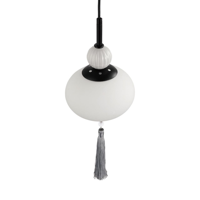 Подвес Е14 1*40W 220V GLORIYA NEOCLASSI LN26 042 LUMION 8273/1A, фото на цветном фоне 1 Подвес Е14 1*40W 220V GLORIYA NEOCLASSI LN26 042 LUMION 8273/1A, фото на цветном фоне 1