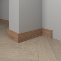 Плинтус Decor-Dizayn 708-90SH, 80x13x2400 мм