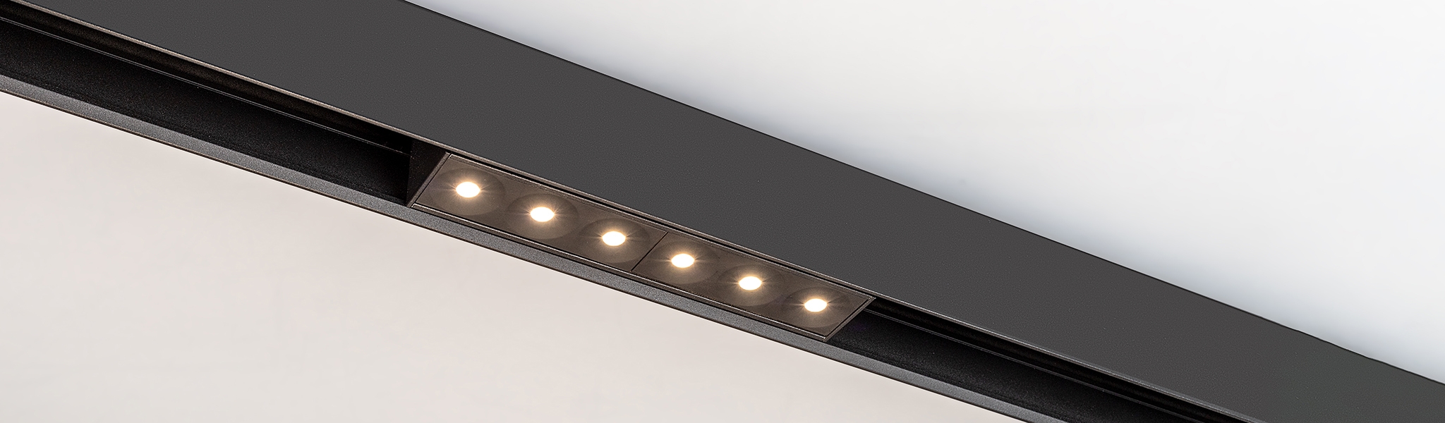 Светильник MAG-DARK-45-L200-6W Day4000 (BK, 20 deg, 24V), Arlight, 034028, изображение 4 Светильник MAG-DARK-45-L200-6W Day4000 (BK, 20 deg, 24V), Arlight, 034028, изображение 4