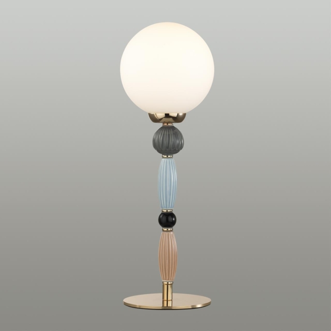 Настольная лампа E14 1*40W PALLE MODERN ODL_EX24 125 ODEON LIGHT 5405/1T, фото на цветном фоне 1 Настольная лампа E14 1*40W PALLE MODERN ODL_EX24 125 ODEON LIGHT 5405/1T, фото на цветном фоне 1