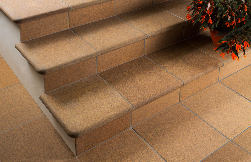 Ступень угловая Exagres Montana Cartabon Natural 33x33 Ступень угловая Exagres Montana Cartabon Natural 33x33