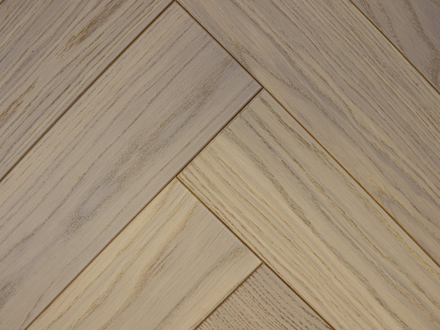 Инженерная доска AlixFloor Английская ёлка Дуб светлый матовый, ALX1020HB Инженерная доска AlixFloor Английская ёлка Дуб светлый матовый, ALX1020HB
