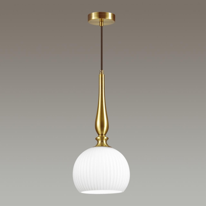 Подвес E27 60W RUNGA PENDANT ODL21 413 ODEON LIGHT 4767/1, фото на цветном фоне 1 Подвес E27 60W RUNGA PENDANT ODL21 413 ODEON LIGHT 4767/1, фото на цветном фоне 1