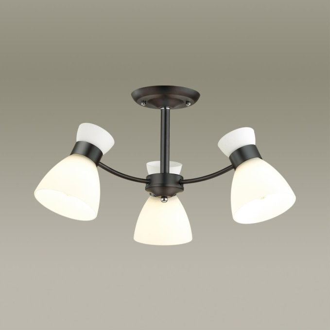 Люстра потолочная E27 3*60W 220V WILMA COMFI LN26 112 LUMION 4534/3C, фото на цветном фоне 1 Люстра потолочная E27 3*60W 220V WILMA COMFI LN26 112 LUMION 4534/3C, фото на цветном фоне 1